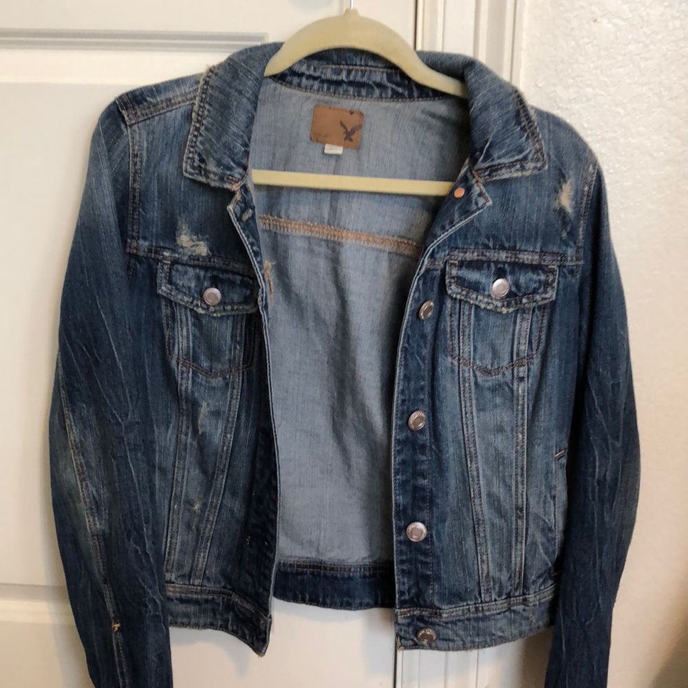 Distressed Denim jacket - Picture 4 of 8